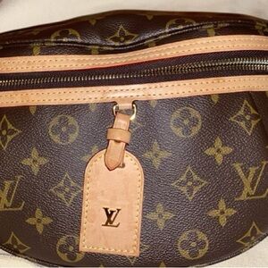 Authentic Louis Vuitton High Rise crossbody